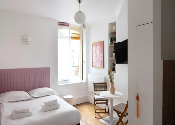 Charming Studio 1P Near Place Des Vosges