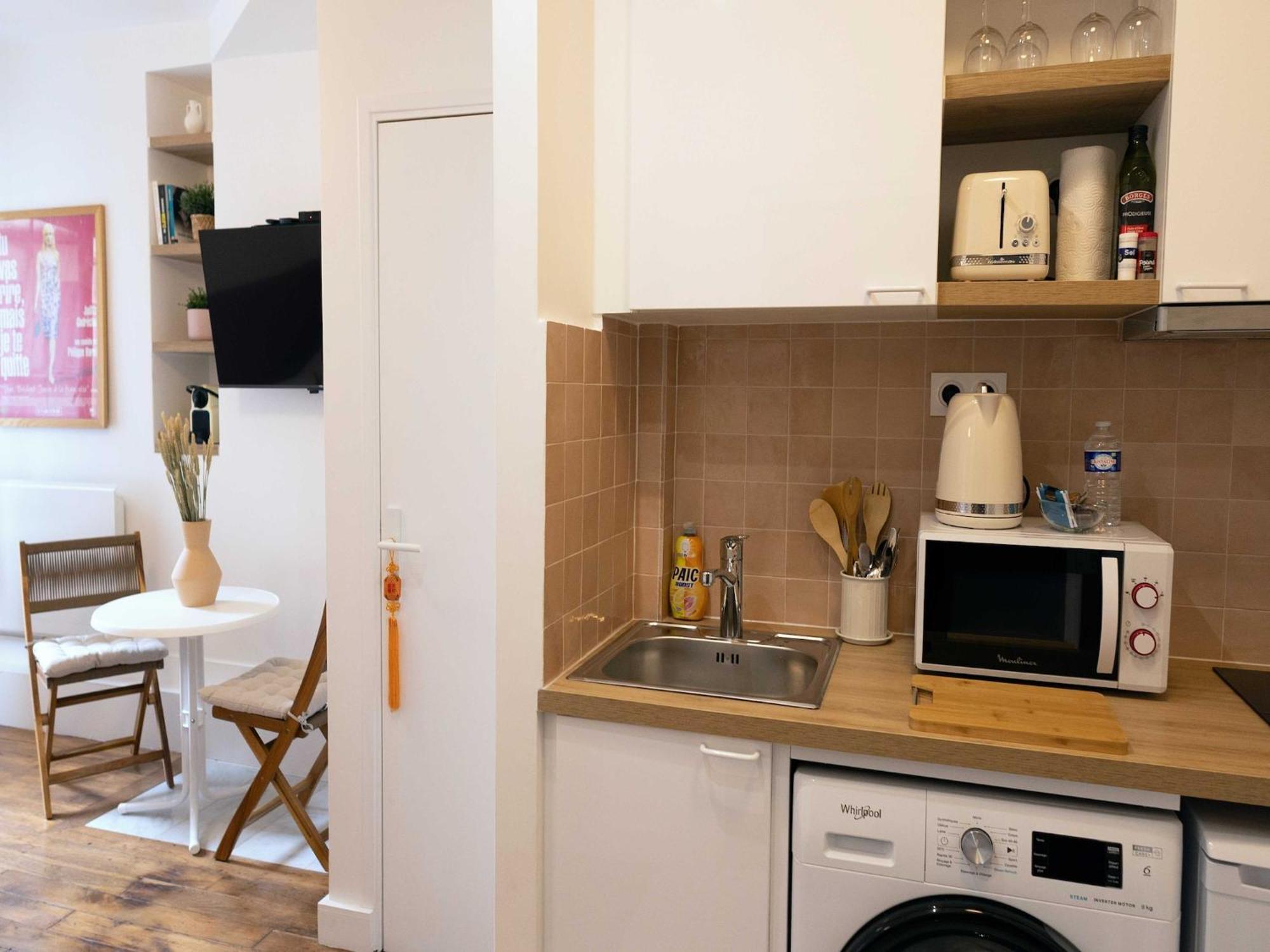 Charming 1p Near Place Des Vosges Holiday home Paris